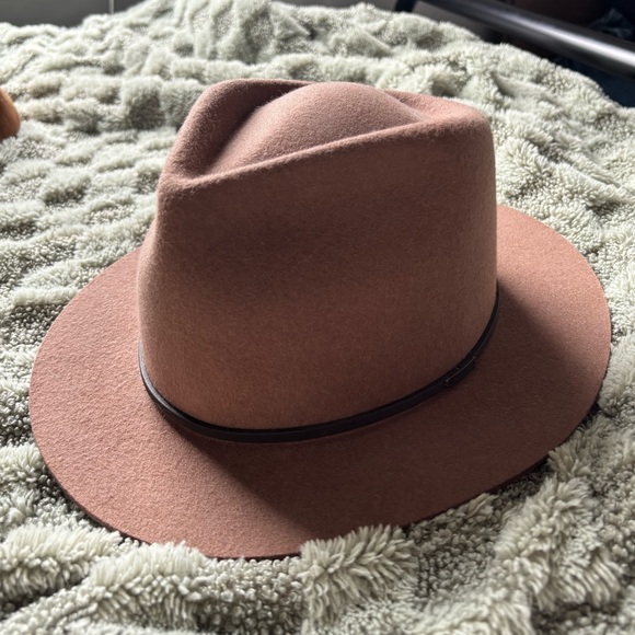 Hat - Picture 2 of 4